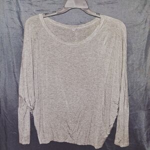 Women's Gray Top